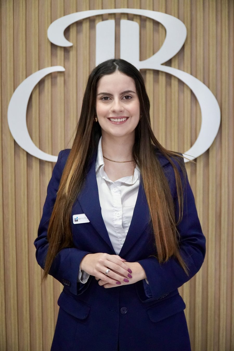 Lara, integrante da equipe do Instituto JB